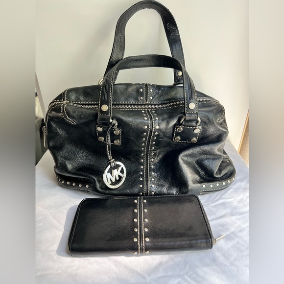 Vintage Michael Kors Handbag and Wallet!! - Picture 8 of 8